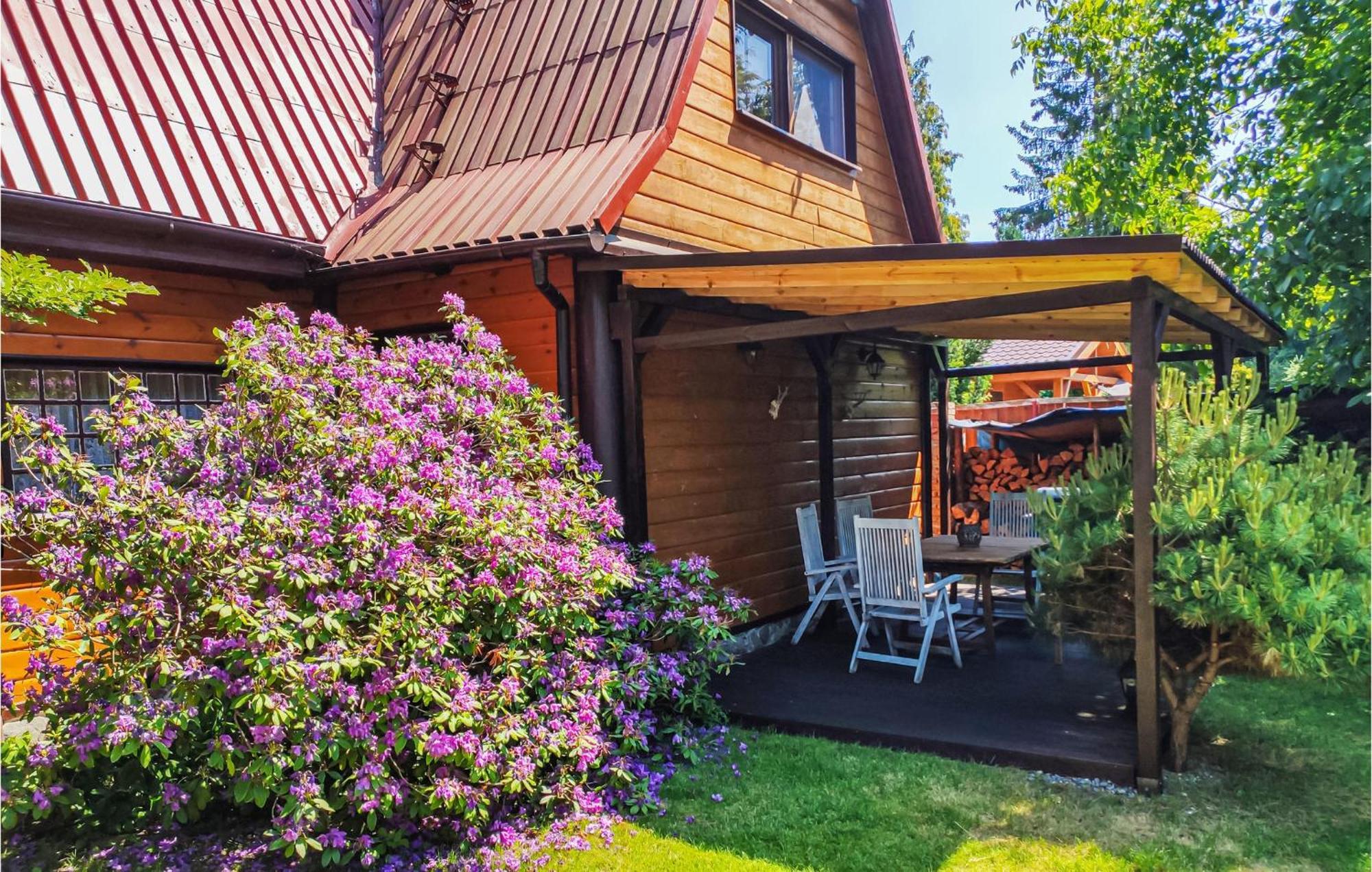 3 Bedroom Lovely Home In Nowe Warpno Kültér fotó